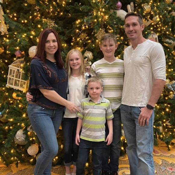 Meet your Posher, Lyah - Picture 2 of 2